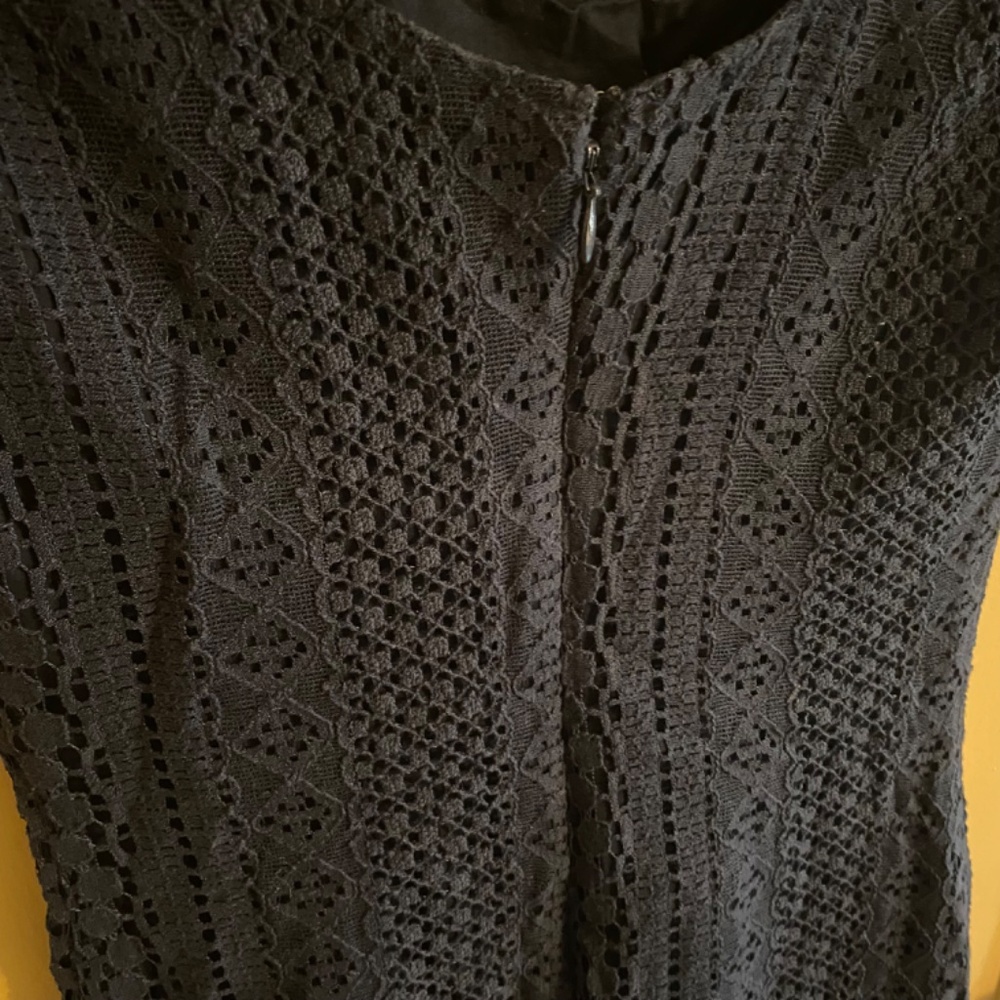 Navy Blue Lace U Neck Short Sleeve Mini Dress Hollister Sz 1 - Picture 4 of 10